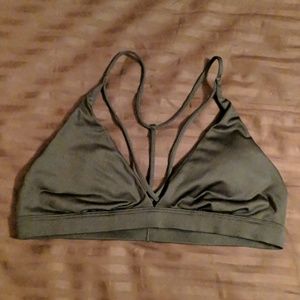 Victoria Secret strappy bra M